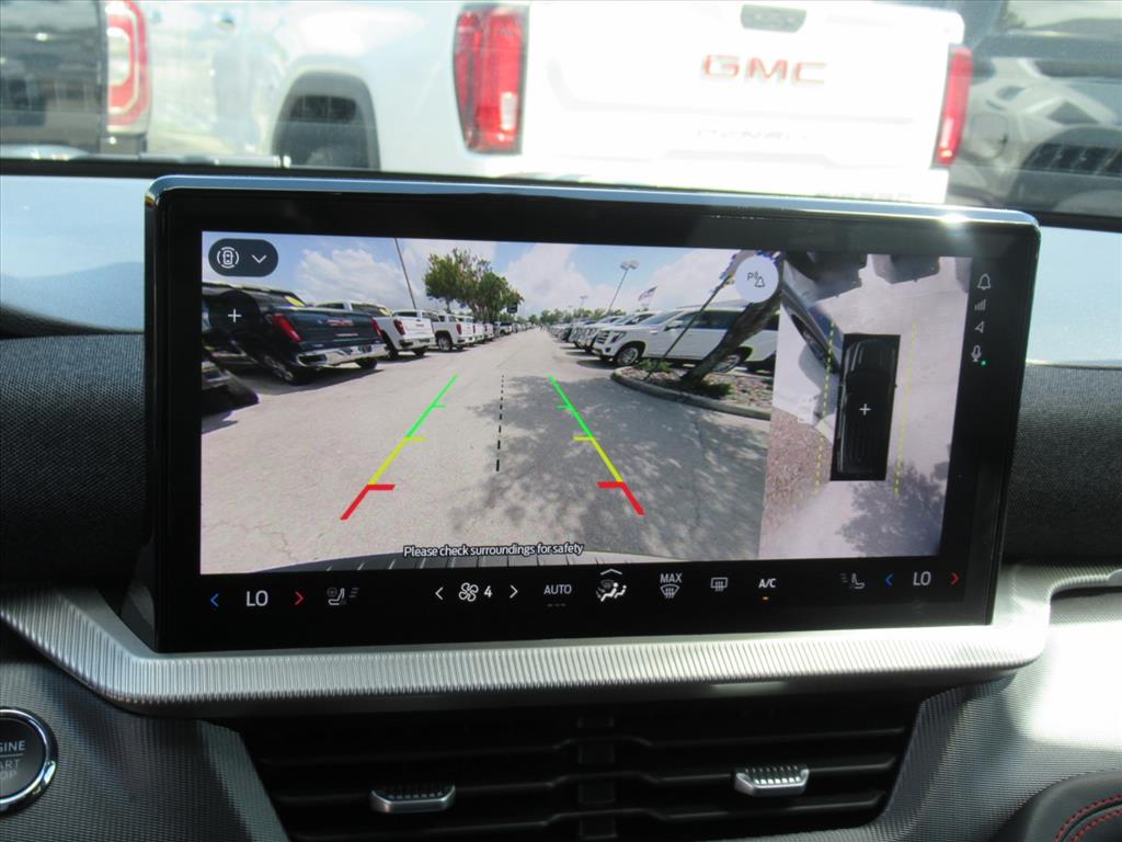 2025 Ford Explorer ST photo 23