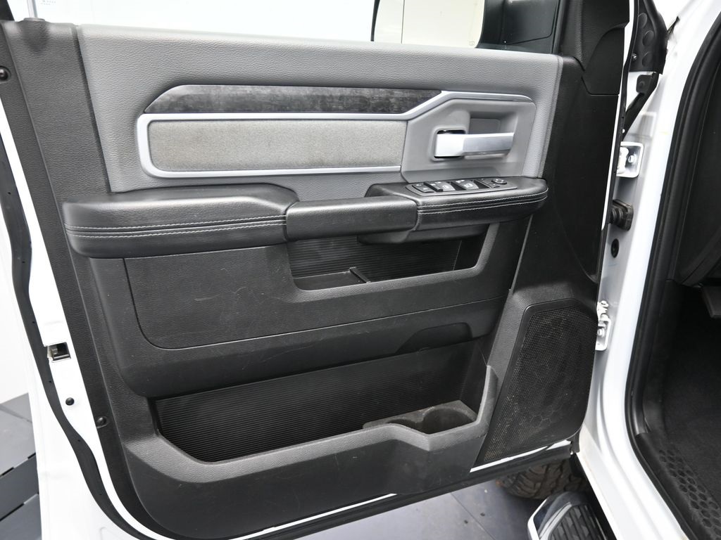 2022 Ram 2500 Big Horn Lone Star photo 9