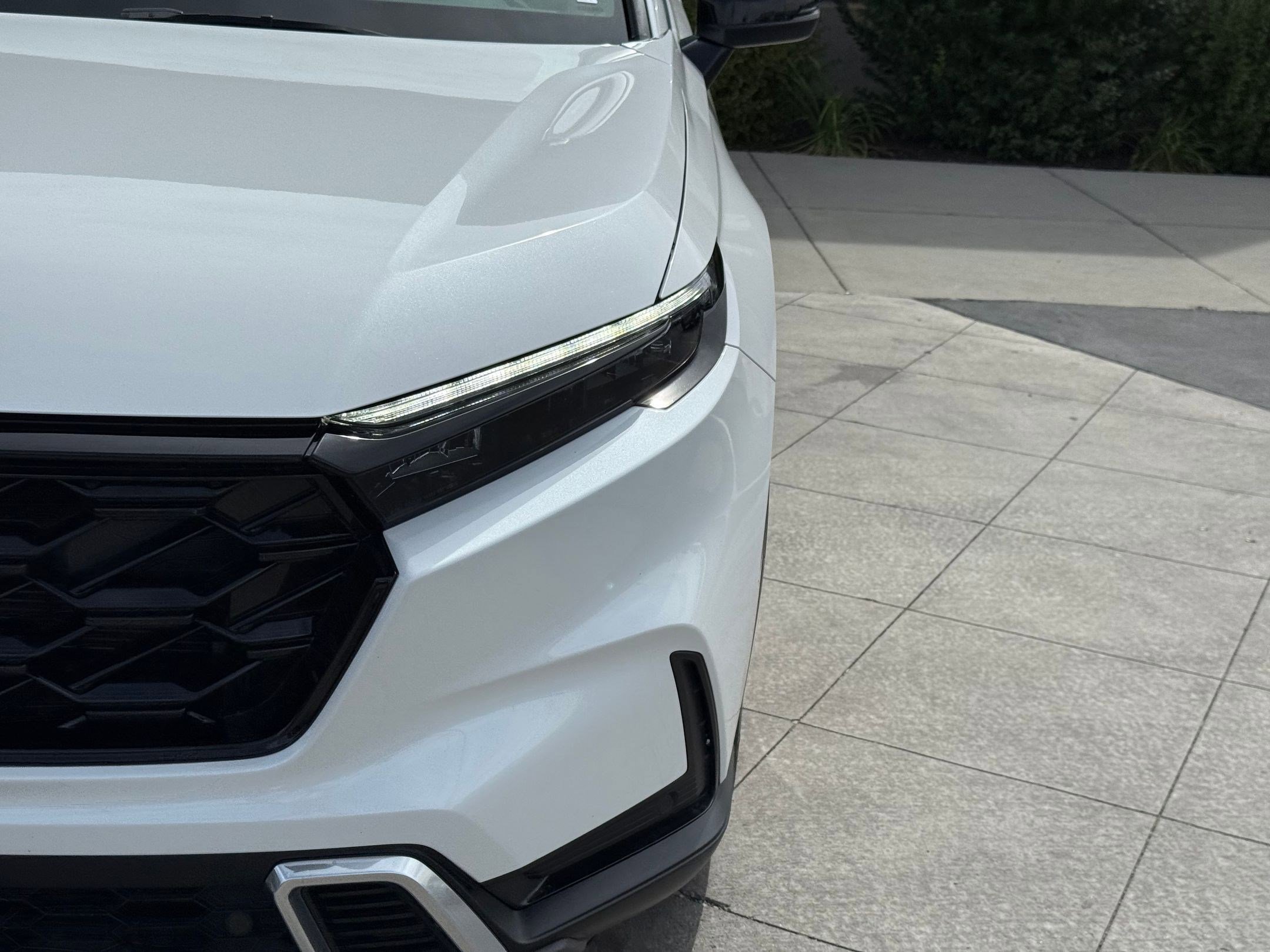 2023 Honda CR-V Hybrid Sport Touring photo 9