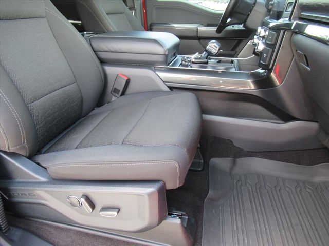 2021 Ford F-150 XLT photo 14