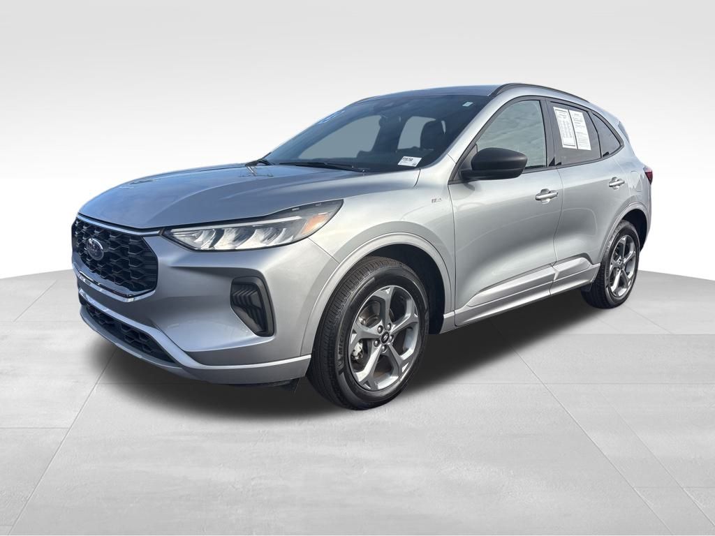 2023 Ford Escape ST-Line's photo
