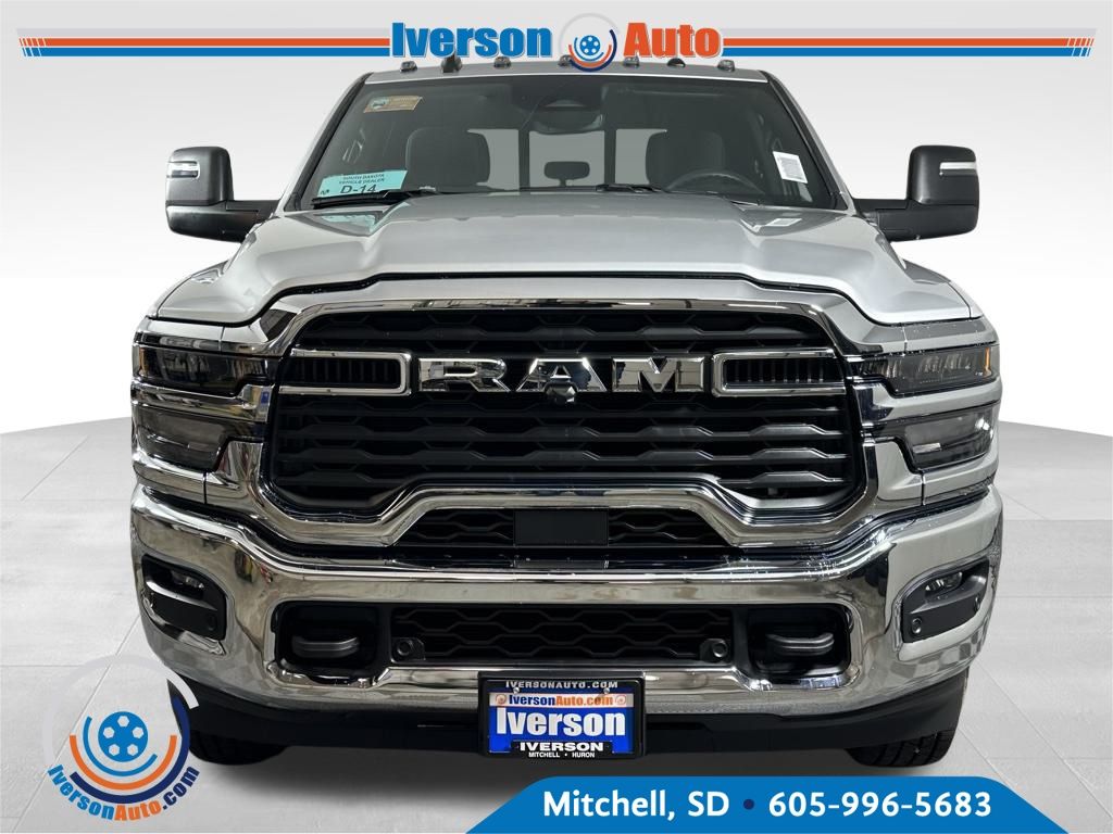 2026 Ram 2500 Tradesman photo 2