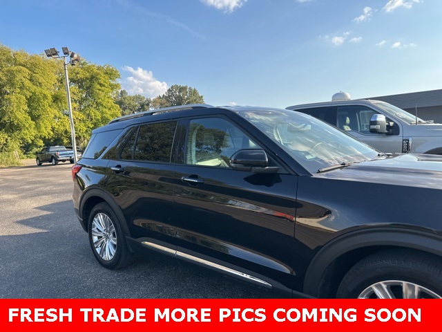2022 Ford Explorer Limited photo 5