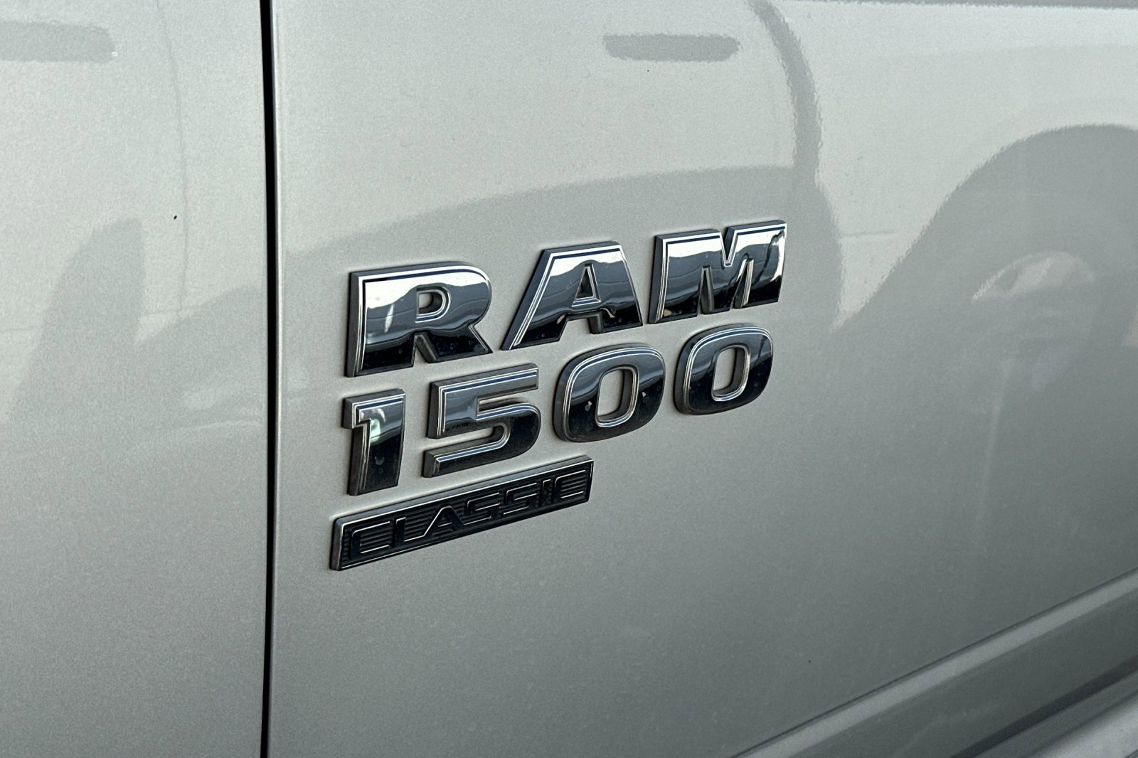 2019 Ram 1500 Classic Tradesman photo 3