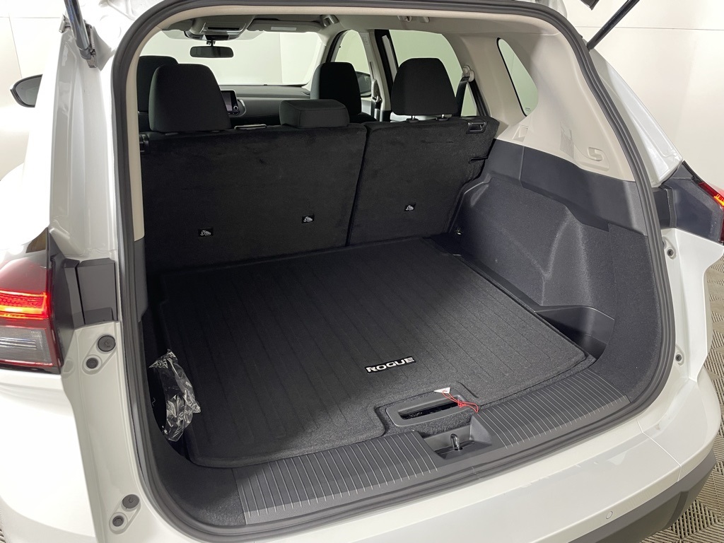2025 Nissan Rogue S photo 36