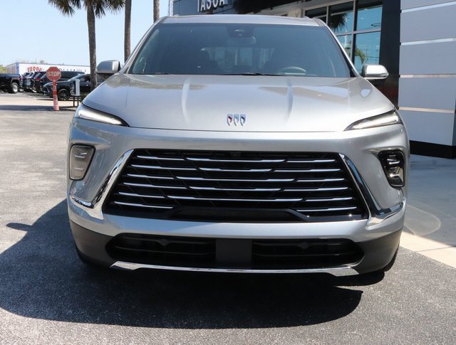 2025 Buick Enclave Preferred photo 3