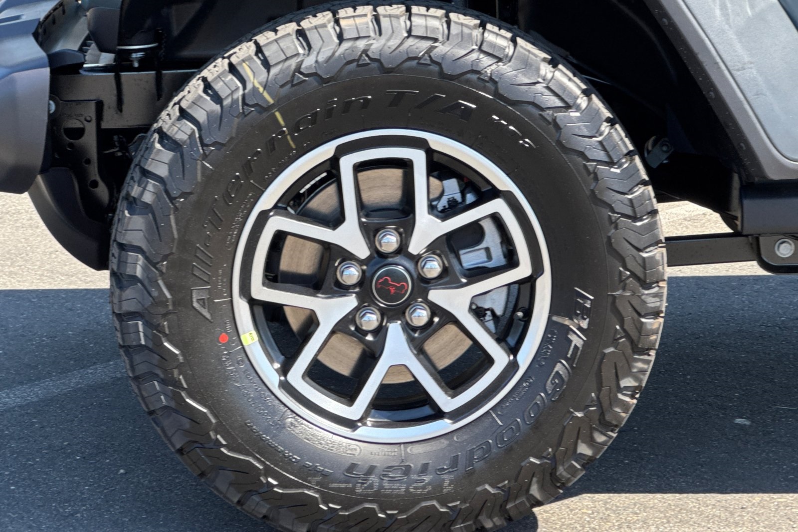 2025 Jeep Wrangler Rubicon photo 23