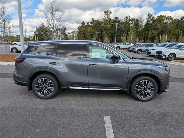 2026 Infiniti QX60 Luxe photo 2