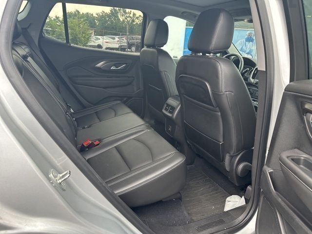 2022 Gmc Terrain SLT photo 18