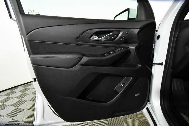 2023 Chevrolet Traverse High Country photo 16