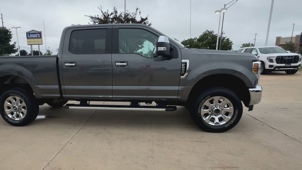 2019 Ford F-250 Lariat photo 8