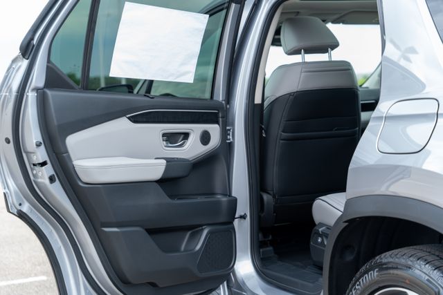 2025 Honda Pilot Elite photo 20