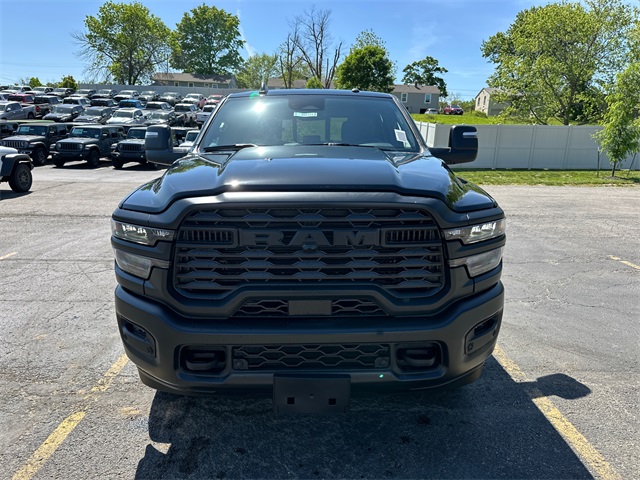 2025 Ram 2500 Tradesman photo 2
