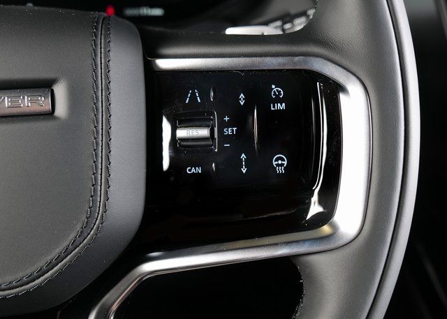 2025 Land Rover Range Rover Sport SE photo 19