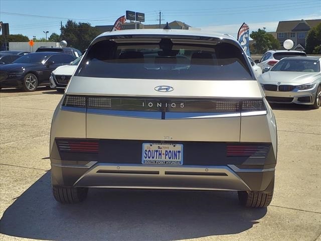 2024 Hyundai Ioniq 5 SEL photo 4