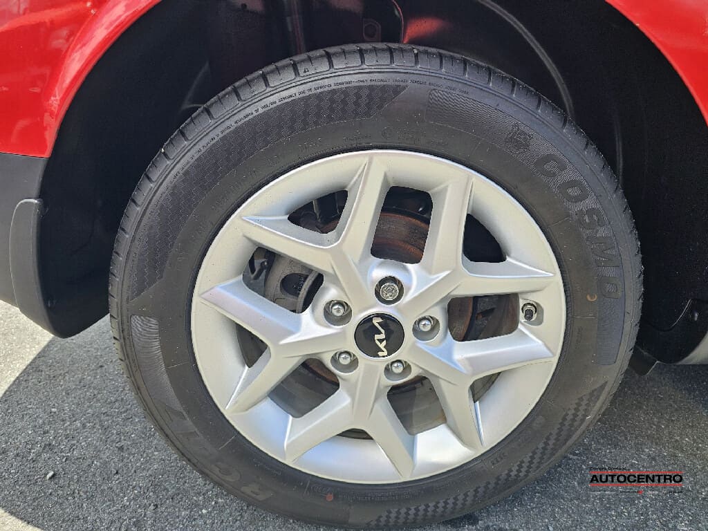 2022 Kia Soul LX S X-Line photo 4