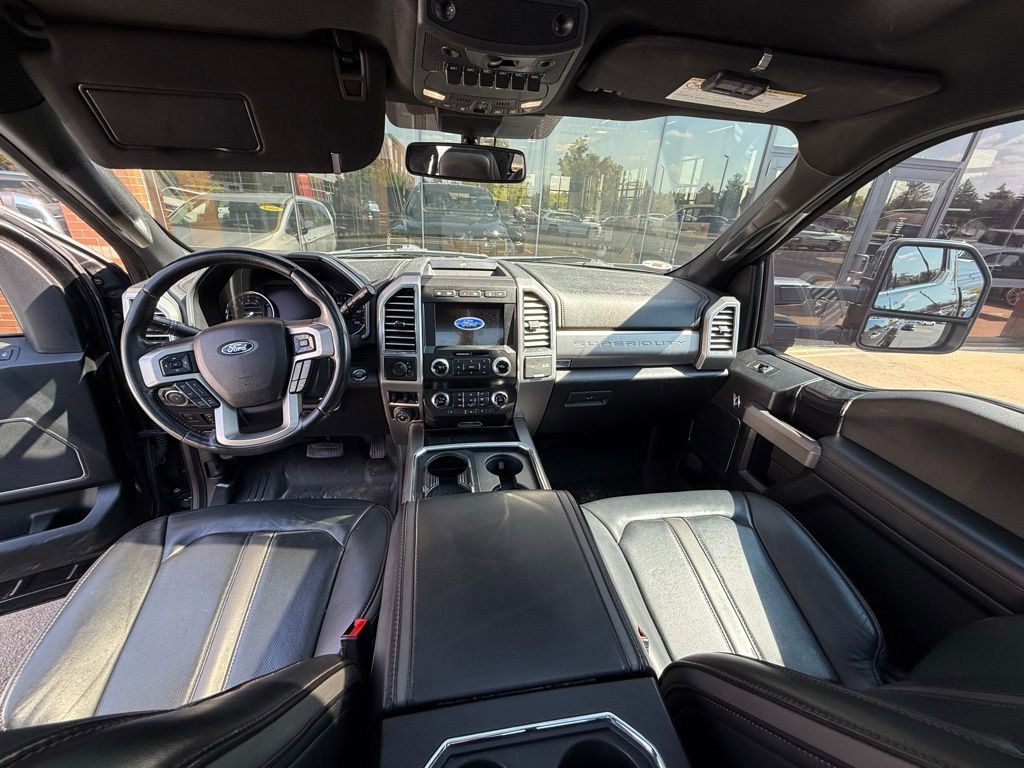 2020 Ford F-450 Platinum photo 7