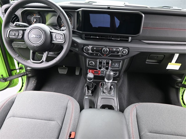 2025 Jeep Wrangler Rubicon photo 25