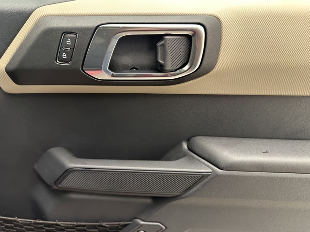 2025 Ford Bronco Big Bend photo 8