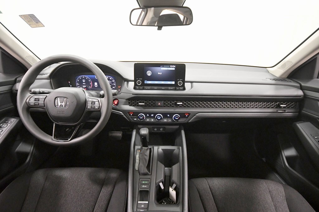 2025 Honda Accord SE photo 13