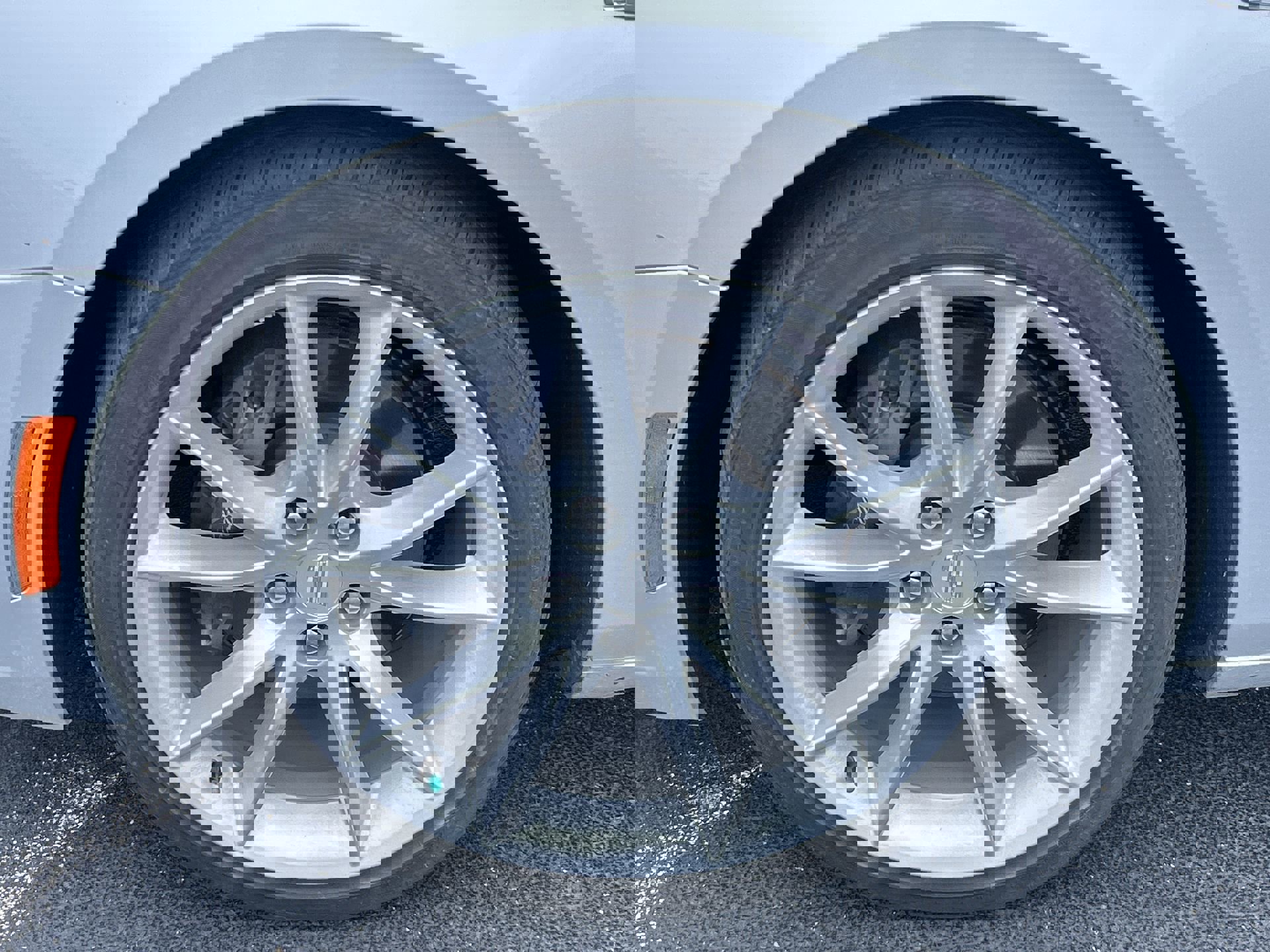 Used 2019 Cadillac XTS Premium Luxury with VIN 2G61R5S30K9145520 for sale in Kansas City