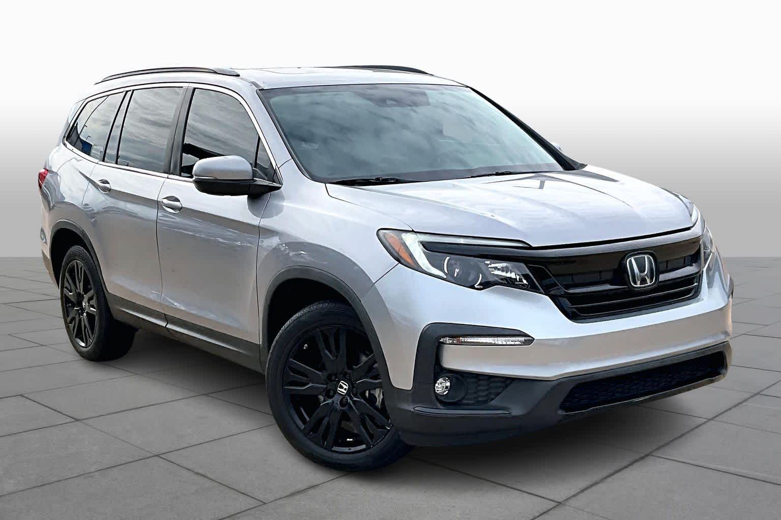 2021 Honda Pilot Special Edition photo 2