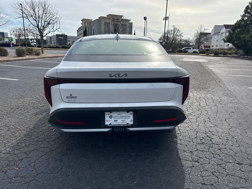 2025 Kia K4 LXS photo 4