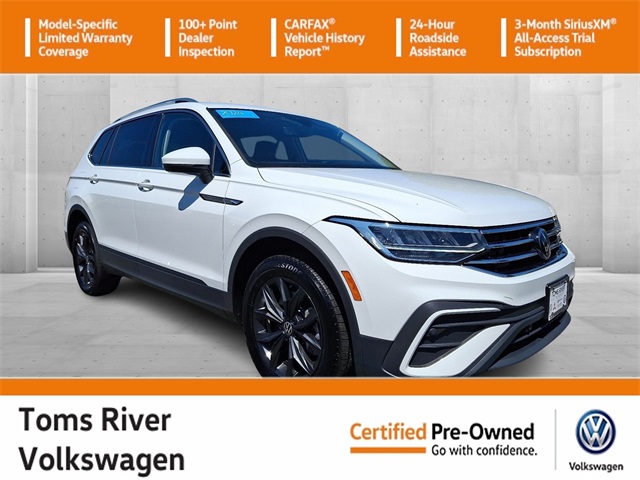 2024 Volkswagen Tiguan SE's photo