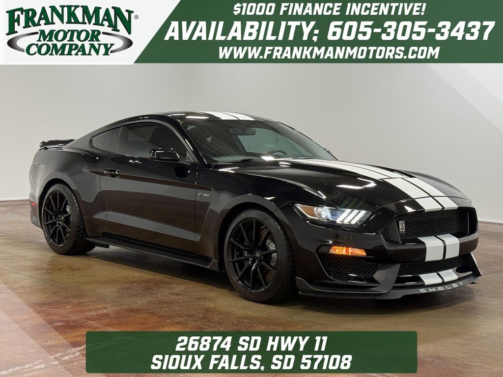 2016 Ford Mustang Shelby GT350's photo