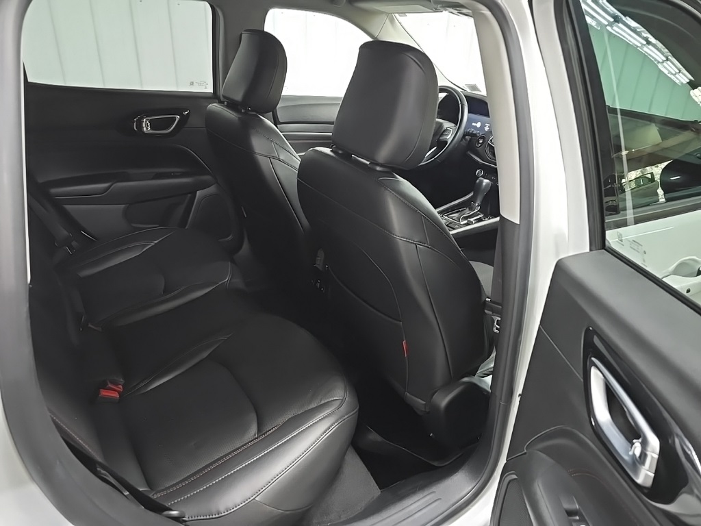 2022 Jeep Compass Trailhawk photo 17