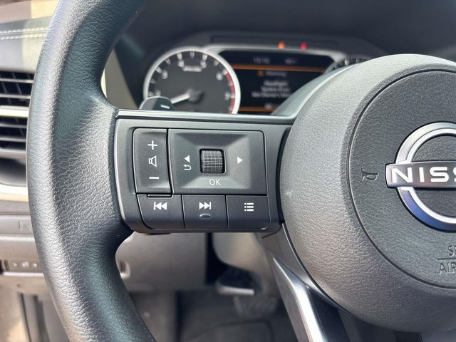 2023 Nissan Rogue S photo 16