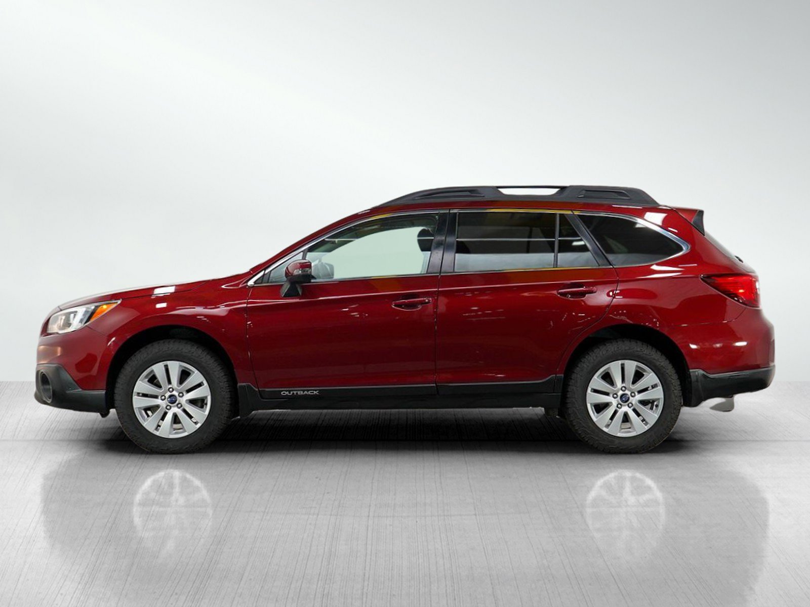 2017 Subaru Outback 2.5i Premium photo 2