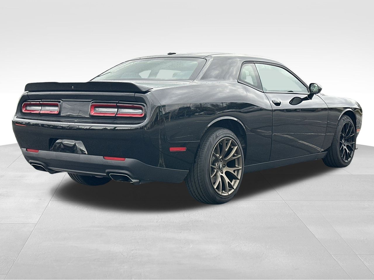2018 Dodge Challenger R/T photo 4