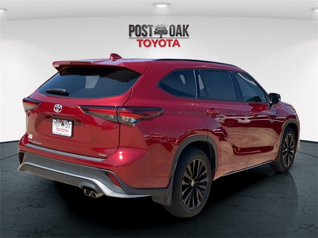 2024 Toyota Highlander XSE photo 7