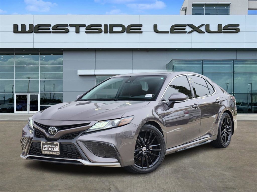 2021 Toyota Camry XSE's photo