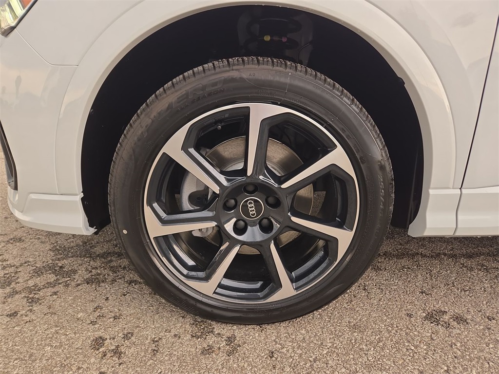 2025 Audi Q3 Premium Plus S line photo 10