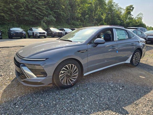 2025 Hyundai Sonata Hybrid SEL's photo