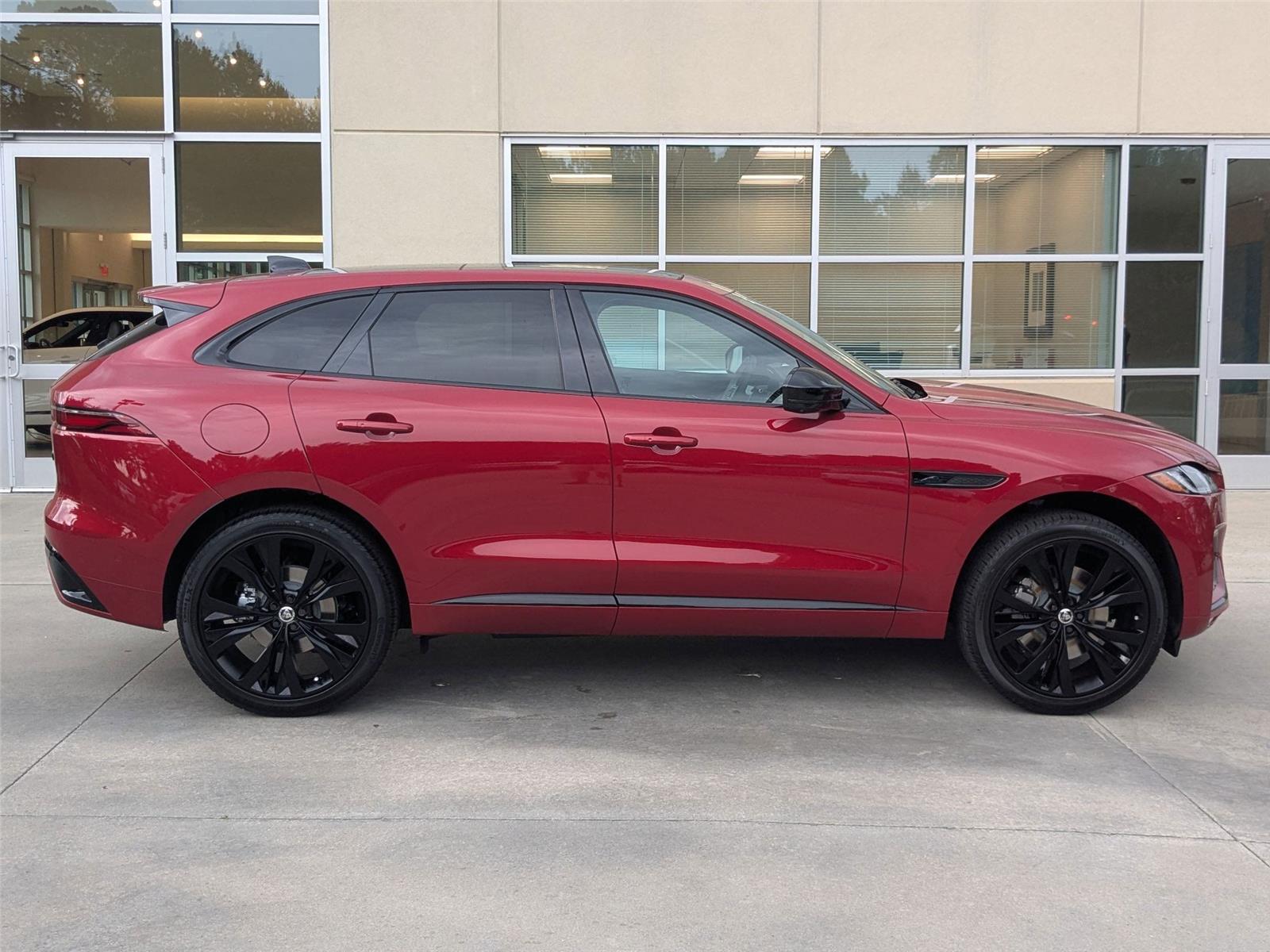 2026 Jaguar F-PACE P250 R-Dynamic S photo 4