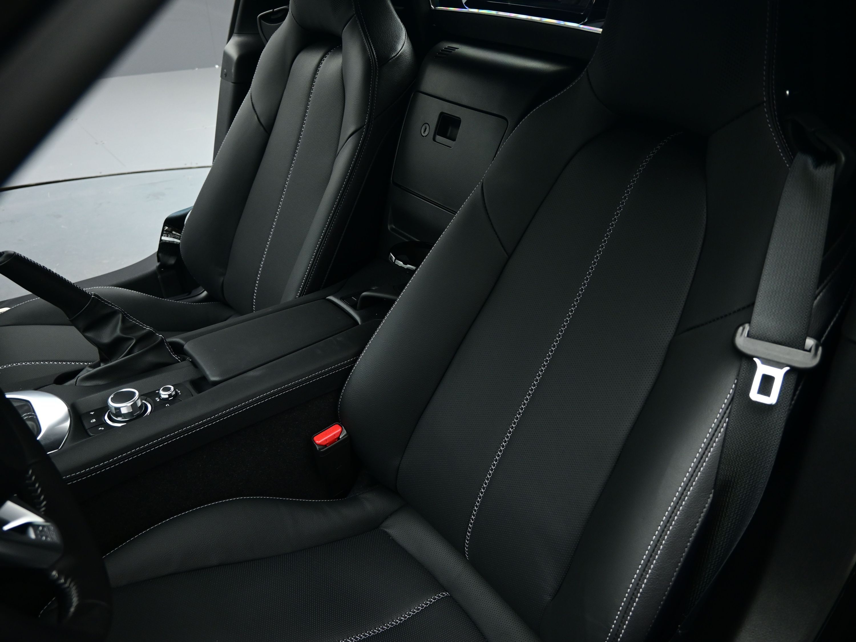 2025 Mazda MX-5 Miata Miata RF Grand Touring photo 7