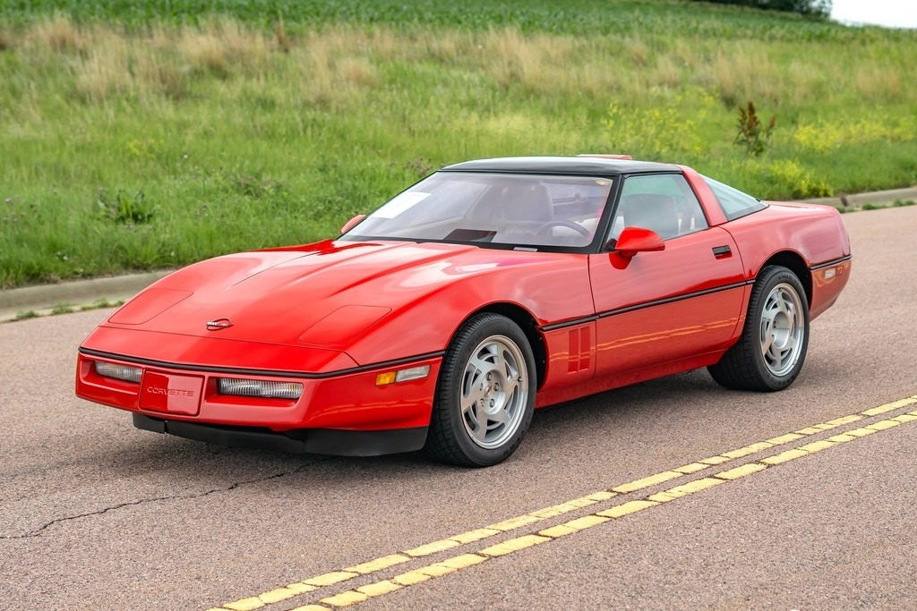 1990 Chevrolet Corvette's photo