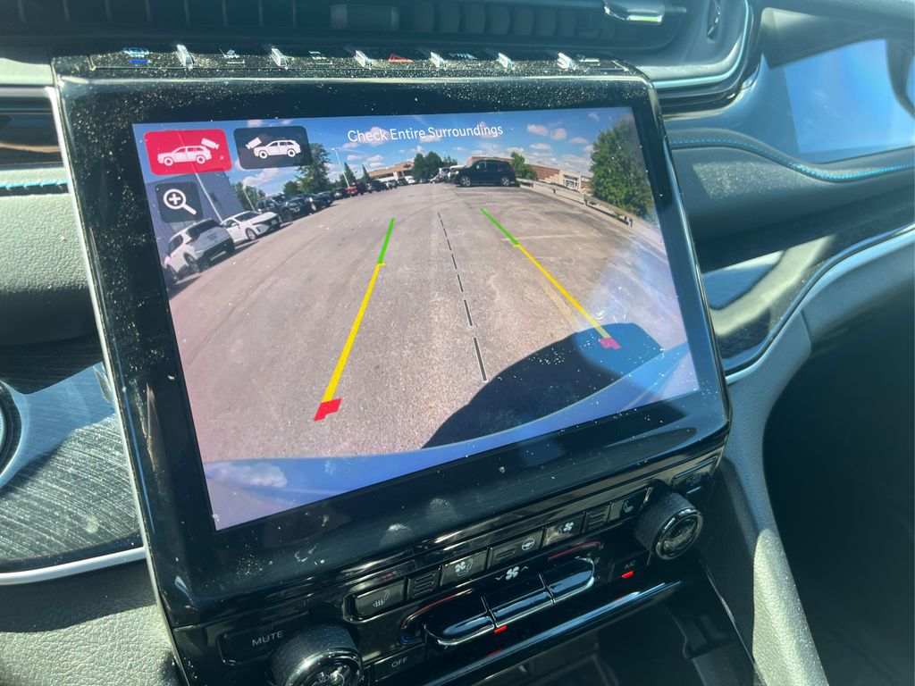 2023 Jeep Grand Cherokee Trailhawk 4xe photo 24