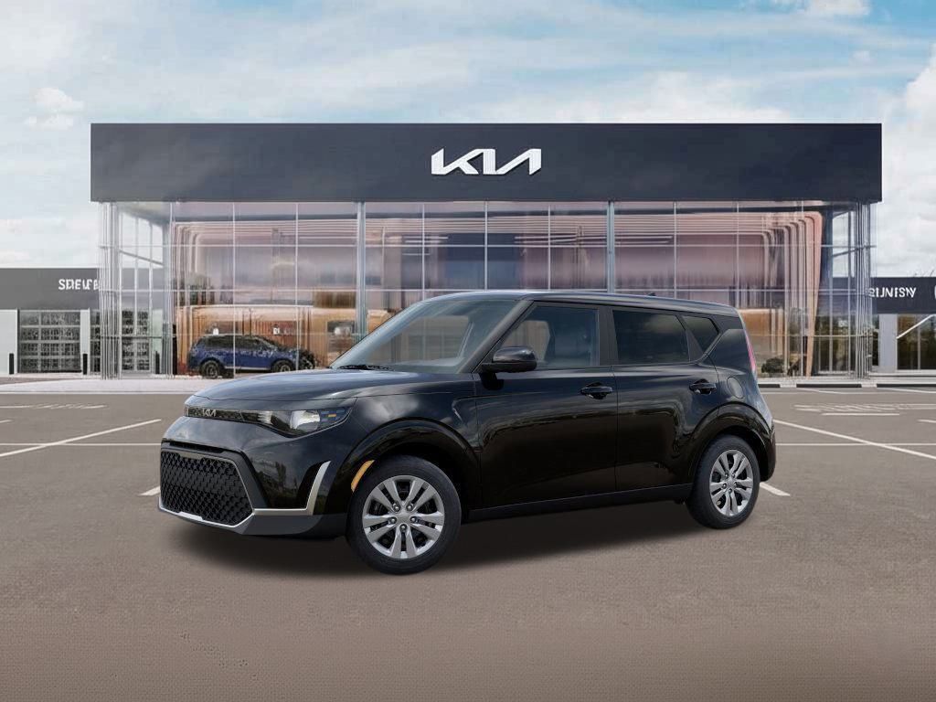 2025 Kia Soul LX photo 3