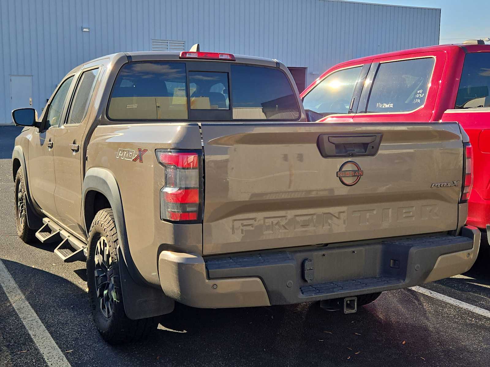 2022 Nissan Frontier PRO-X photo 4