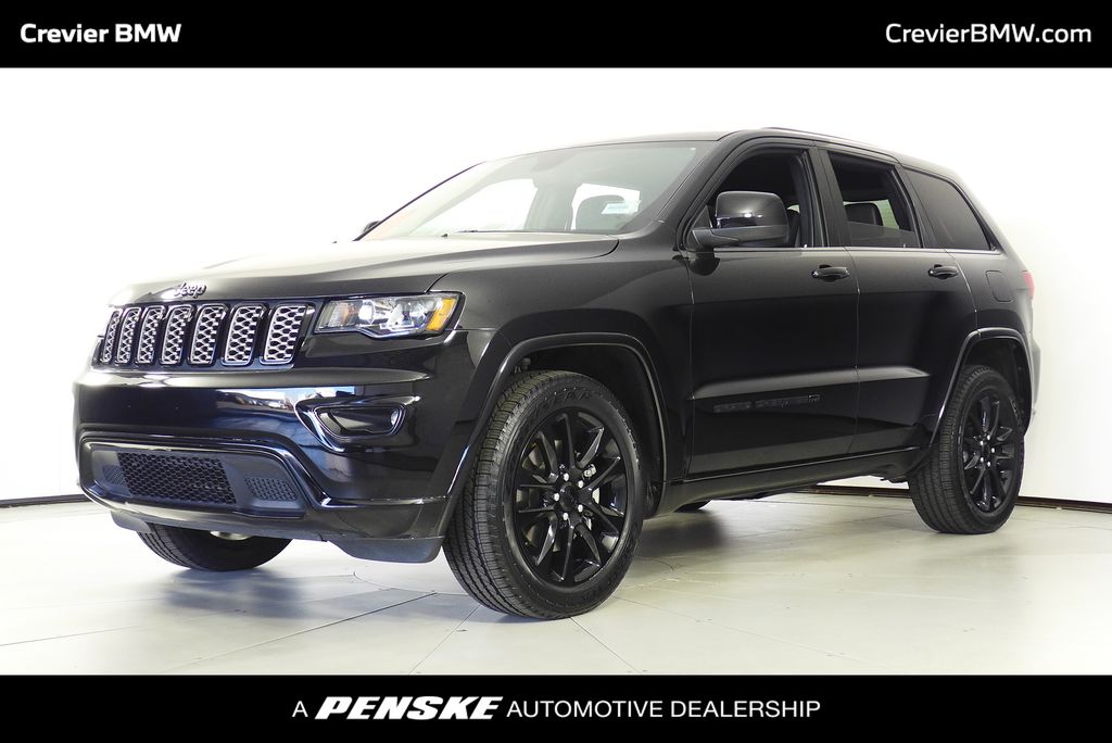 2022 Jeep Grand Cherokee WK Laredo X's photo