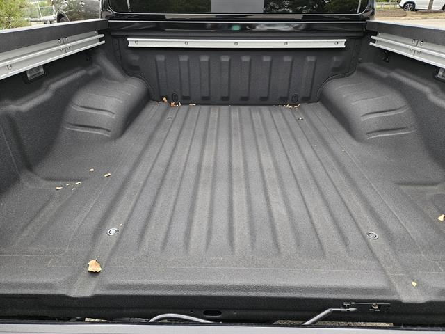 2025 Nissan Frontier Crew Cab SV photo 20