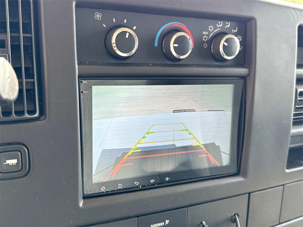 2013 Chevrolet Express 3500 Work Van photo 23
