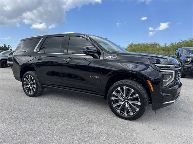 2025 Chevrolet Tahoe High Country photo 2