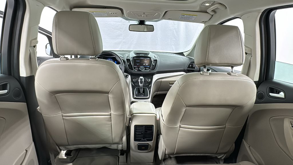 2014 Ford C-Max Hybrid SEL photo 17