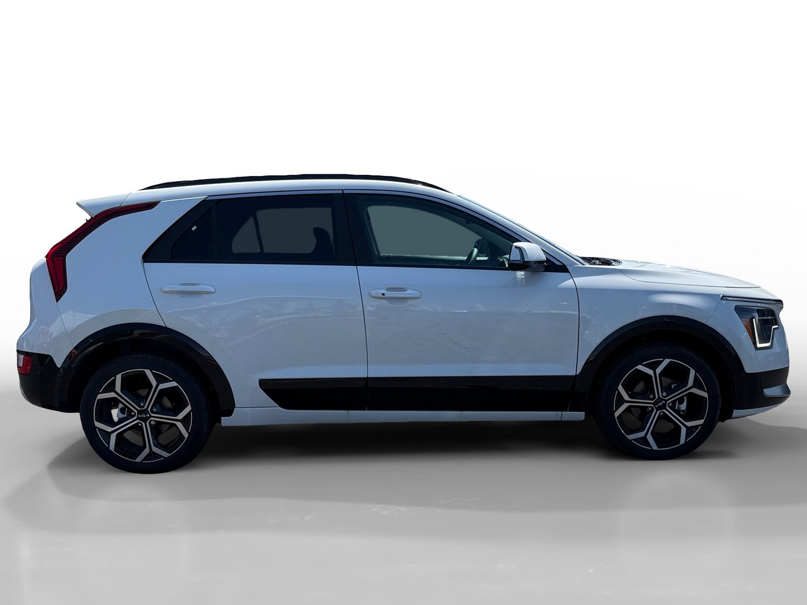 2025 Kia Niro EX Touring photo 5