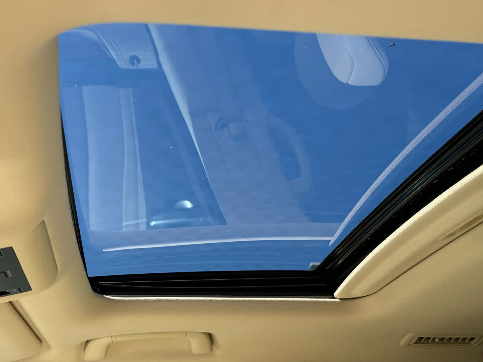 2021 Lexus LX 570 photo 27